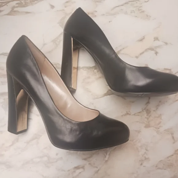 NINE WEST .. size 8 blk leather gold wedge heel 5 inch - Picture 4 of 4